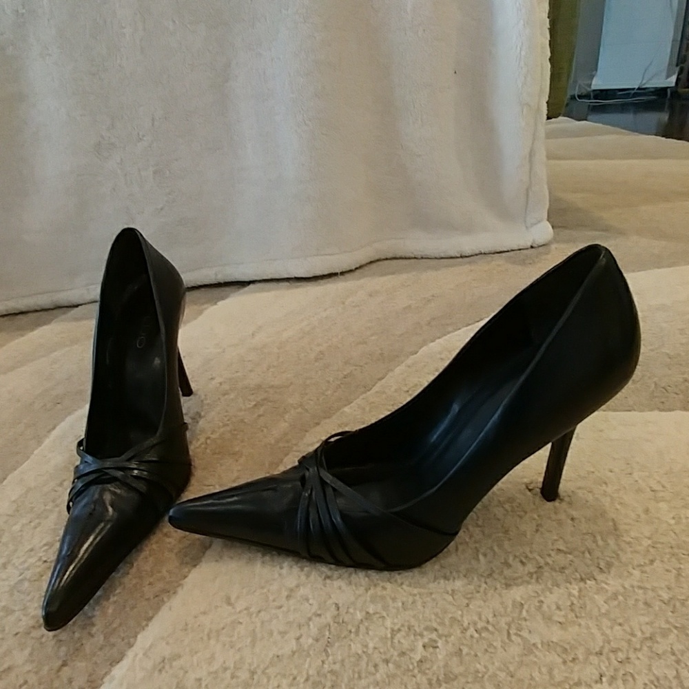 Pointy Black Aldo Stilettos - Size 40