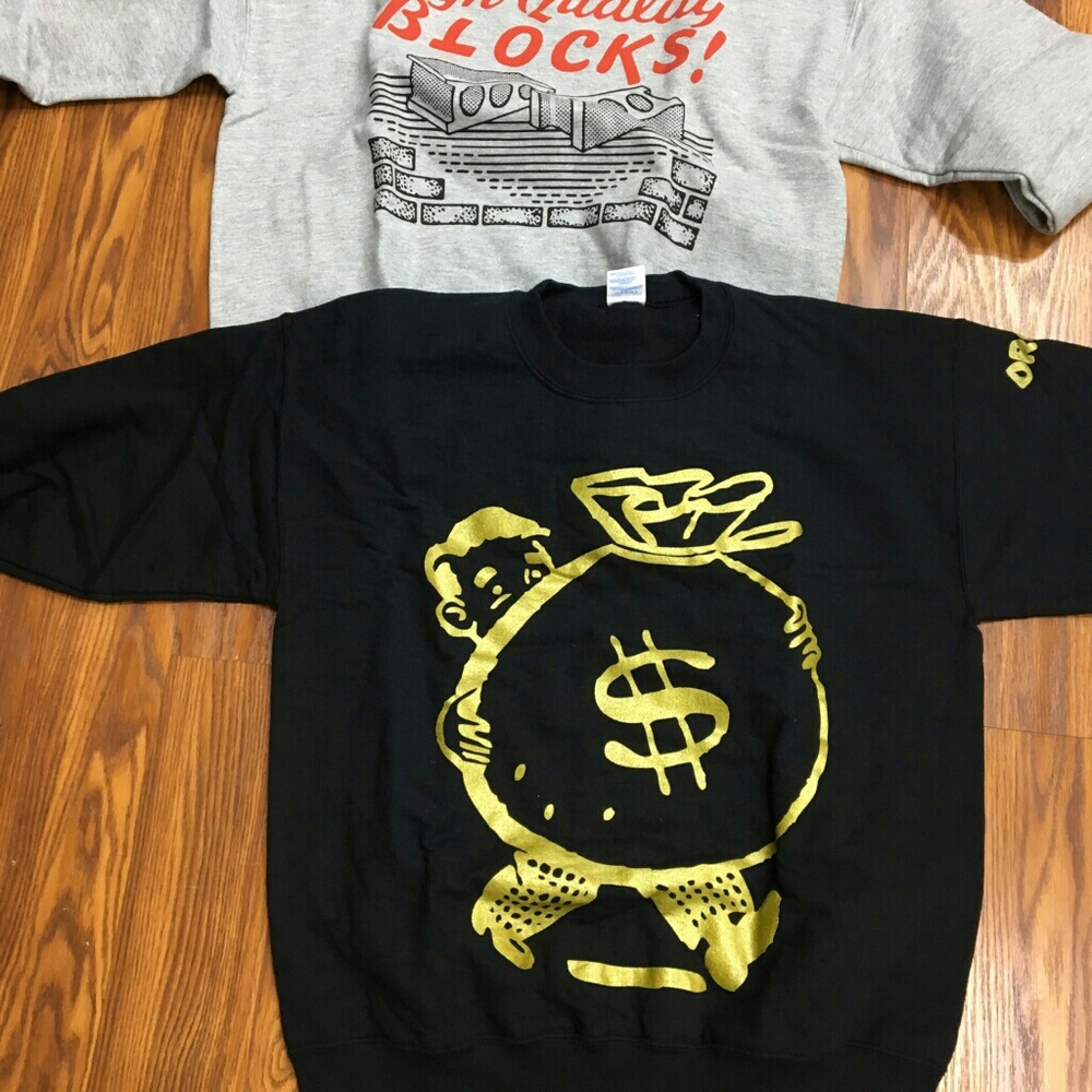 Sweat shirts ready for th? royalty 4s