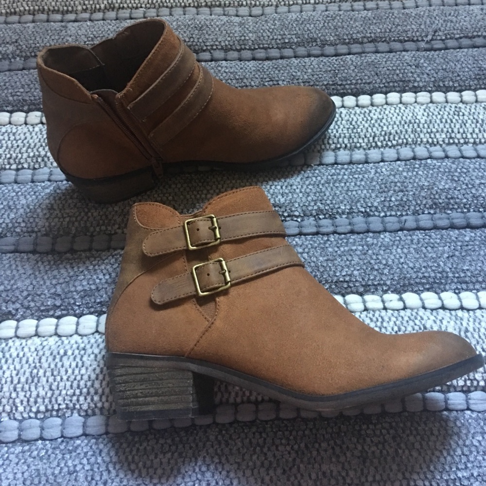 Brown ombré ankle boots