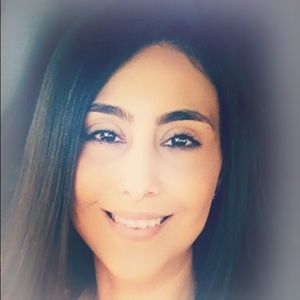 Meet your Posher, Marcela