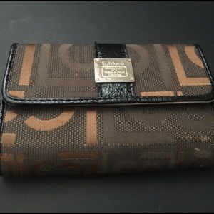 Liz Claiborne wallet