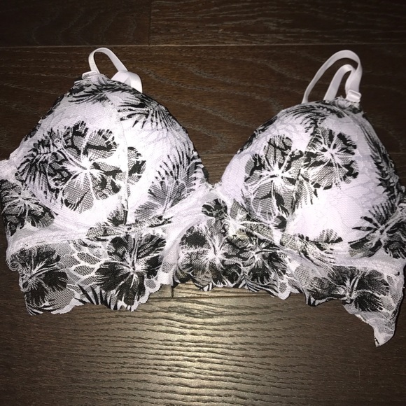 PINK Victoria's Secret Other - NWT VS PINK bralette