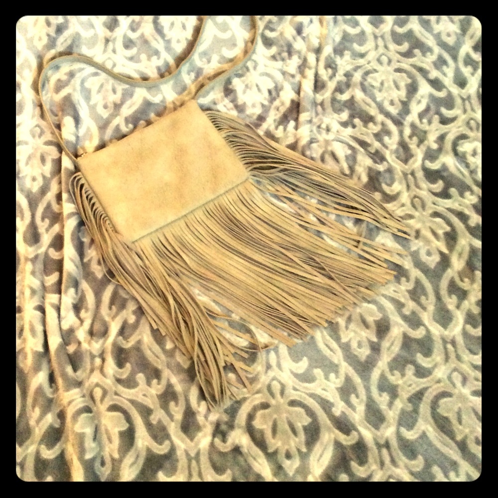BNWOT - taupe-bone colored super fringe bag