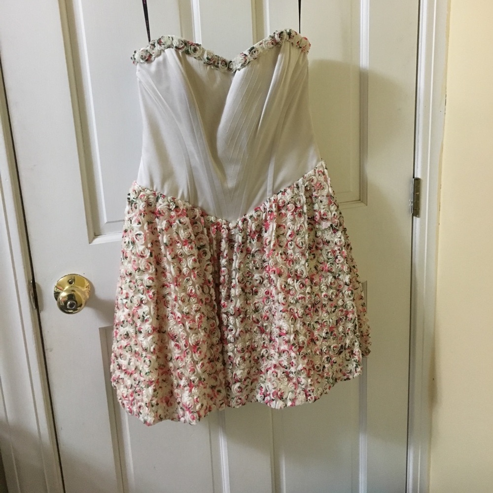 Cute Betsy cocktail or prom dress
