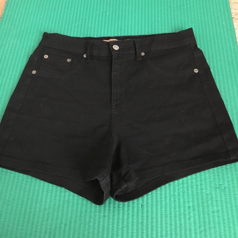 Judy Blue short shorts! From ModCloth !