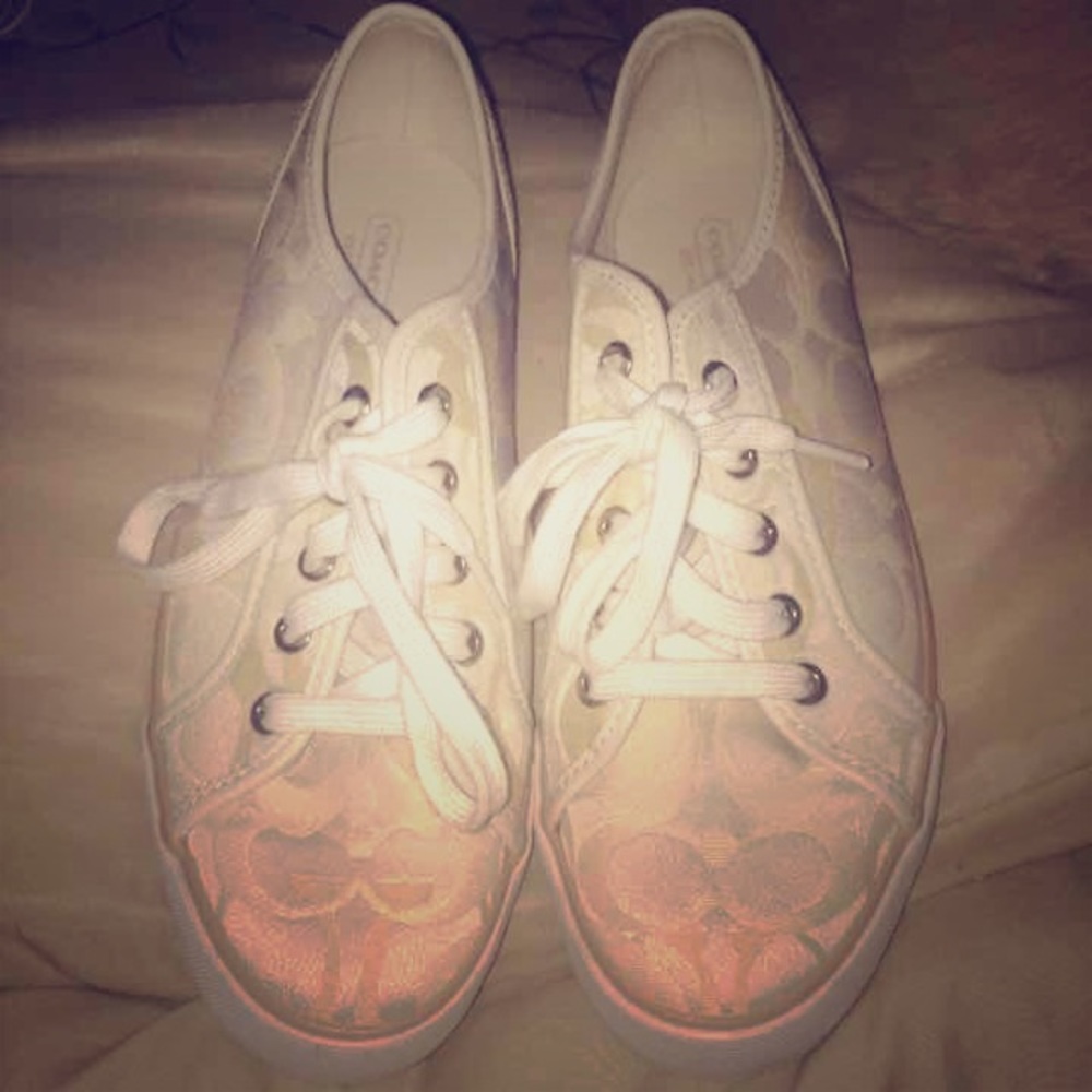 FLASH SALE-Coach Sneakers-SIZE 8.5