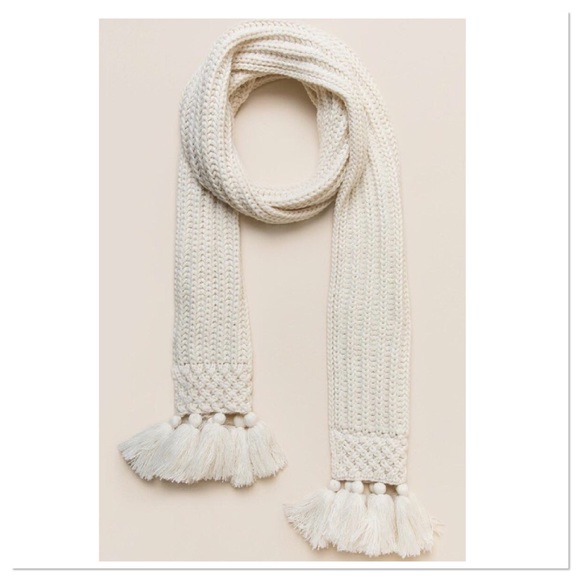 Francesca's Accessories - North Cable Knit Oblong Scarf