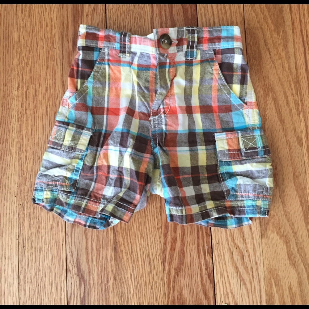 Old navy baby boy plaid shorts
