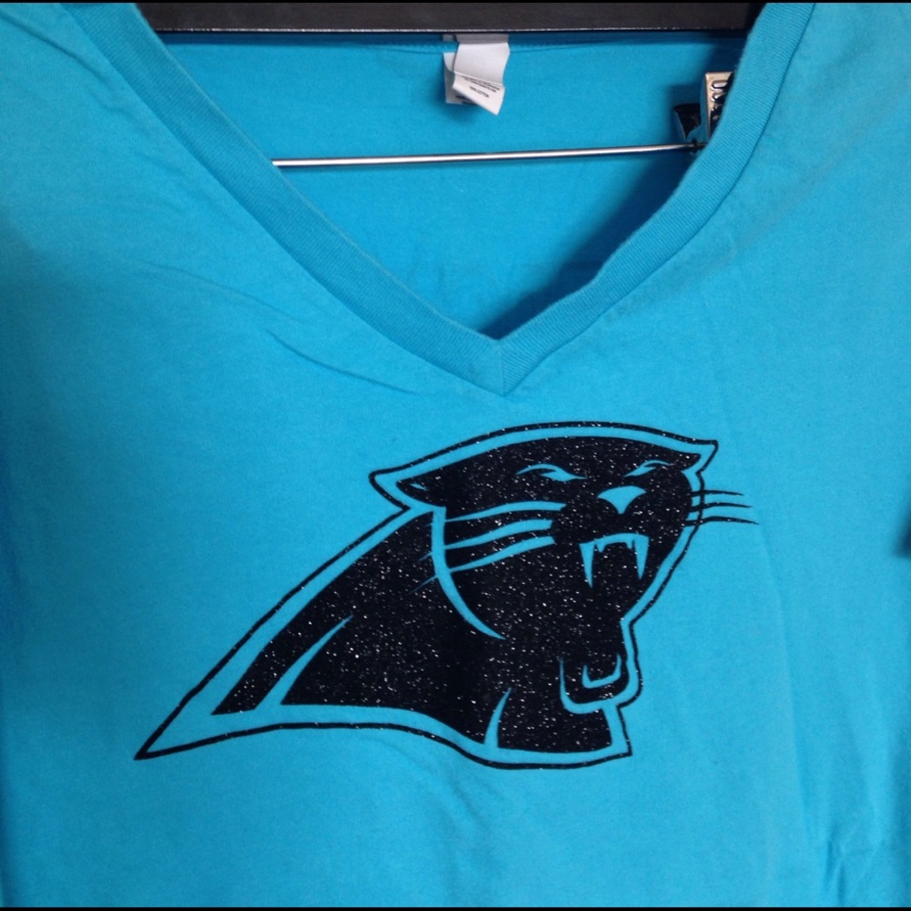 |Glitter| Carolina Panthers VNeck Tee