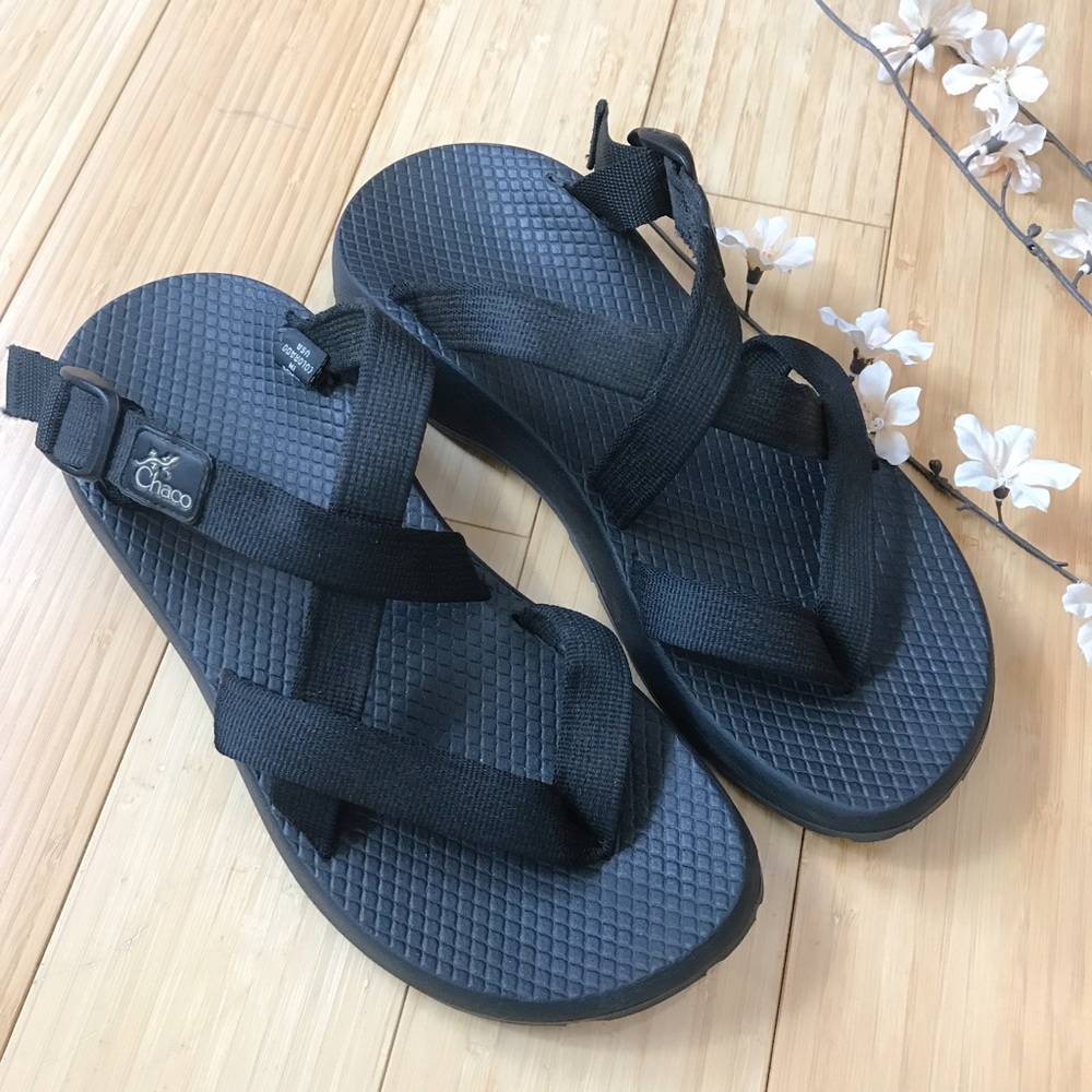CHACO black sandals, 9.