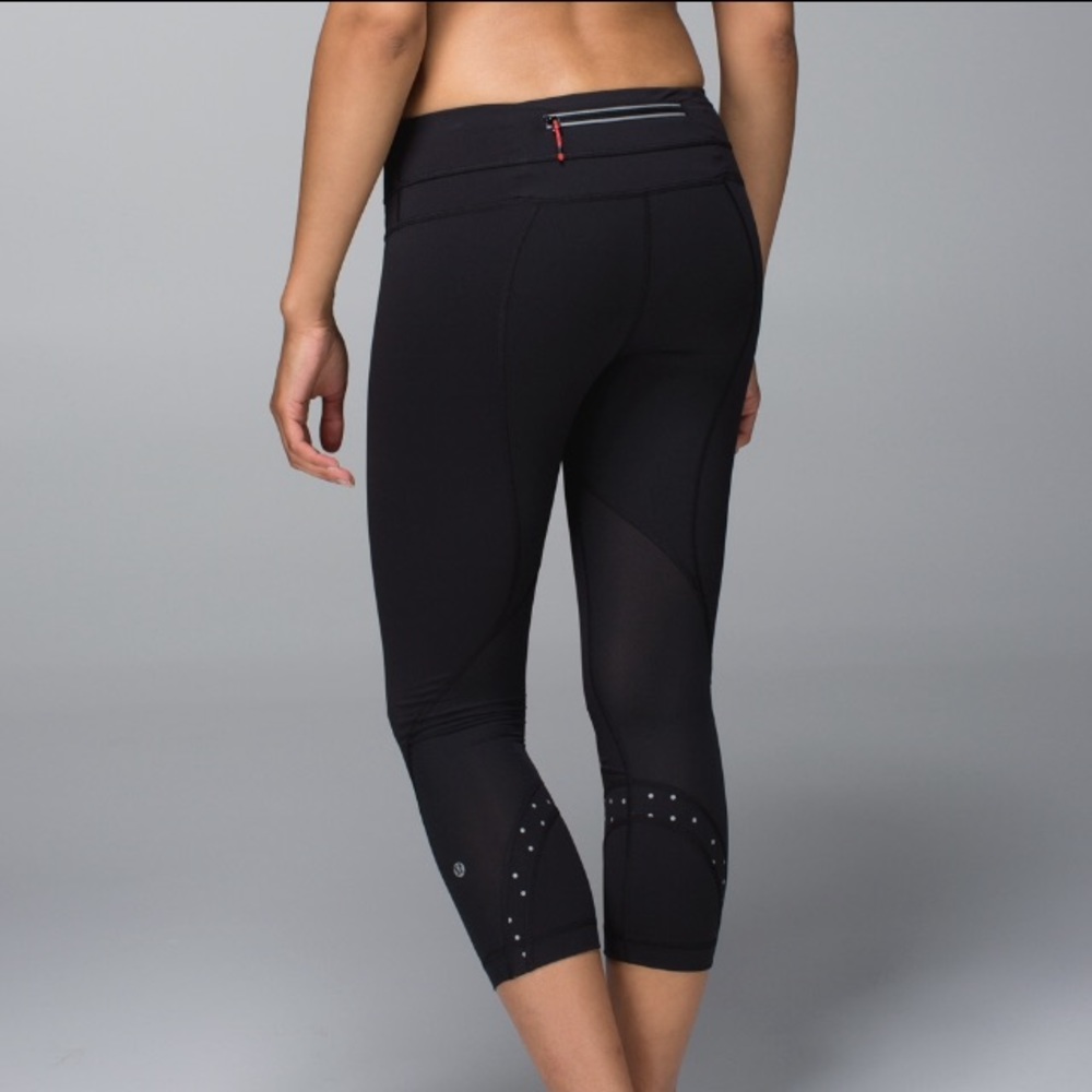 Lululemon Run Inspire Crop Mesh