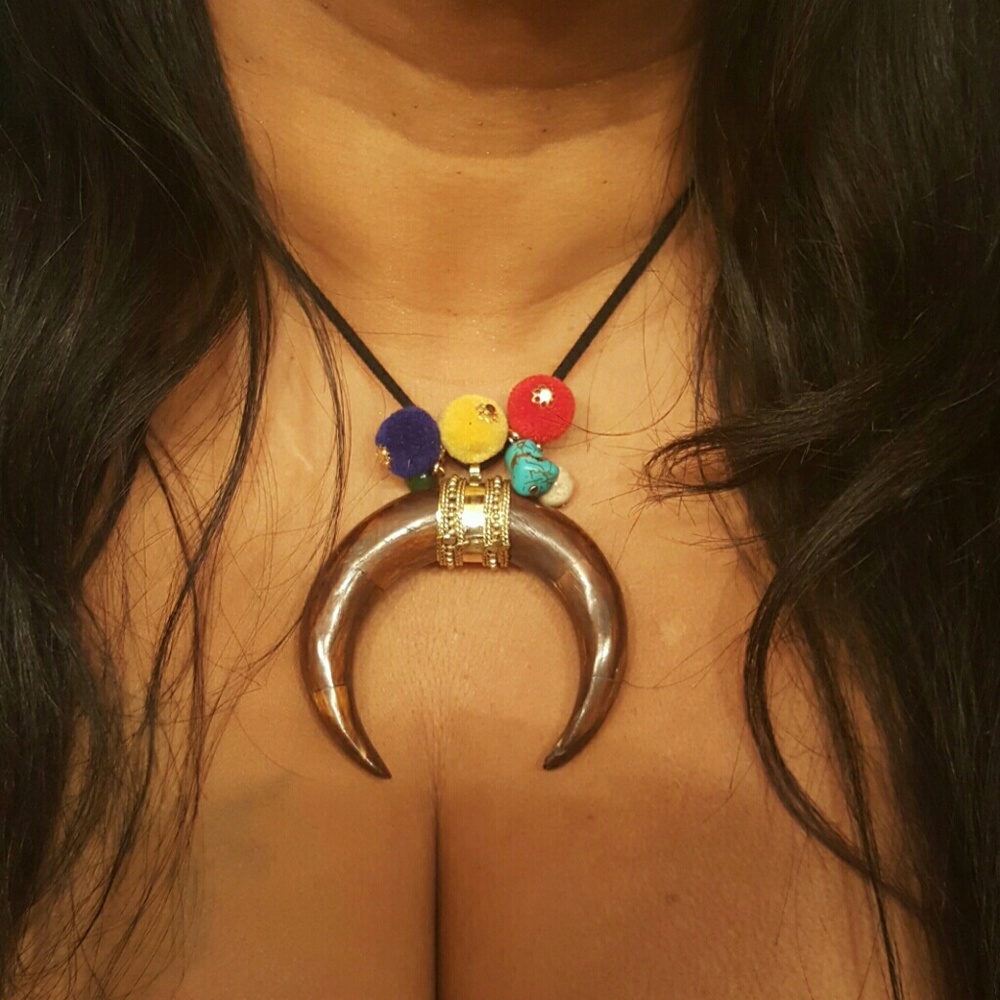 Natural horn necklace