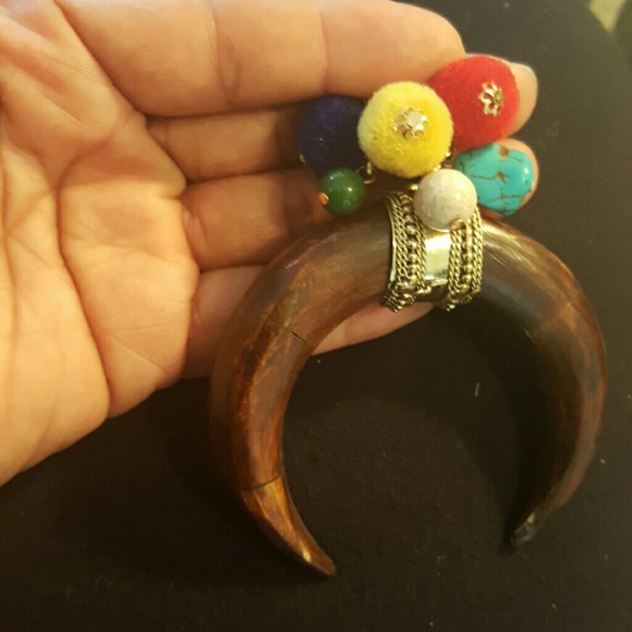 Natural horn necklace - Picture 3 of 3