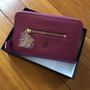 {NWT} Anna Sui wallet