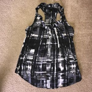 Razor back black grey white blouse