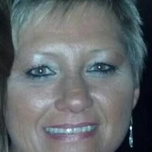 Meet your Posher, Denita