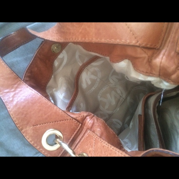 MOTHERS DAY SALE! MICHAEL KORS shoulder bag - Picture 3 of 7