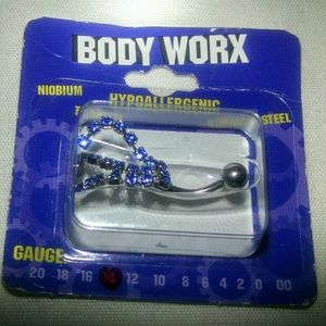 Beautiful silvertone blue stones belly button ring