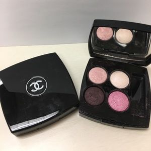 CHANEL eyeshadow quad. No. 31 Rose Envolée