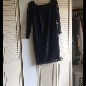 Lace overlay scalloped 3/4 sleeve navy blue dress