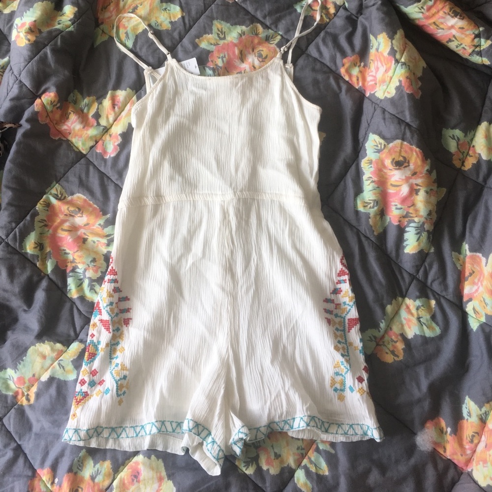 Aztec romper - Picture 3 of 3