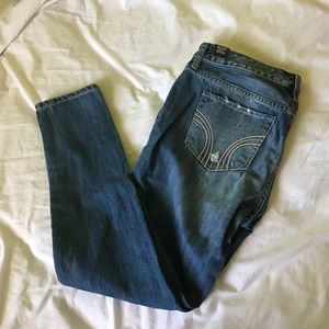 NWOT Hollister Easy Fit Boyfriend Jeans