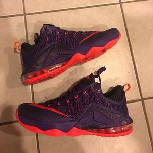 ❗️LIKE NEW❗️Lebron 12 low size 13