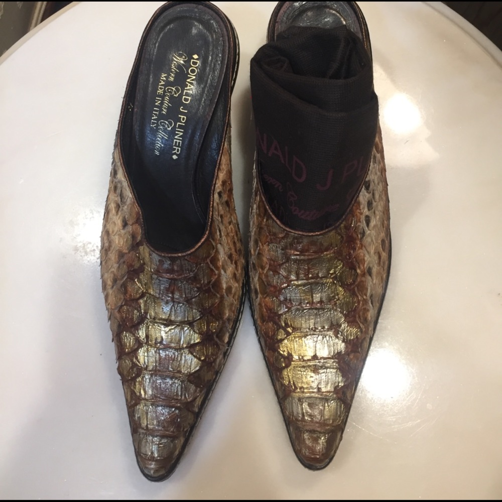Metallic Donald Pliner slip-ons