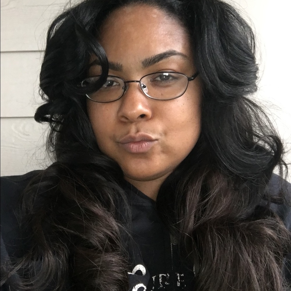 Meet your Posher, Kim