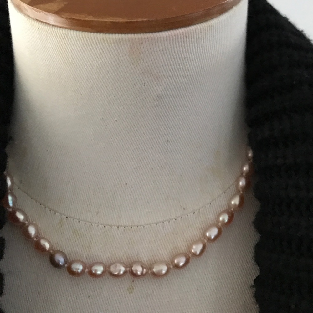 FRESHWATER PEARL Necklace - Picture 2 of 4