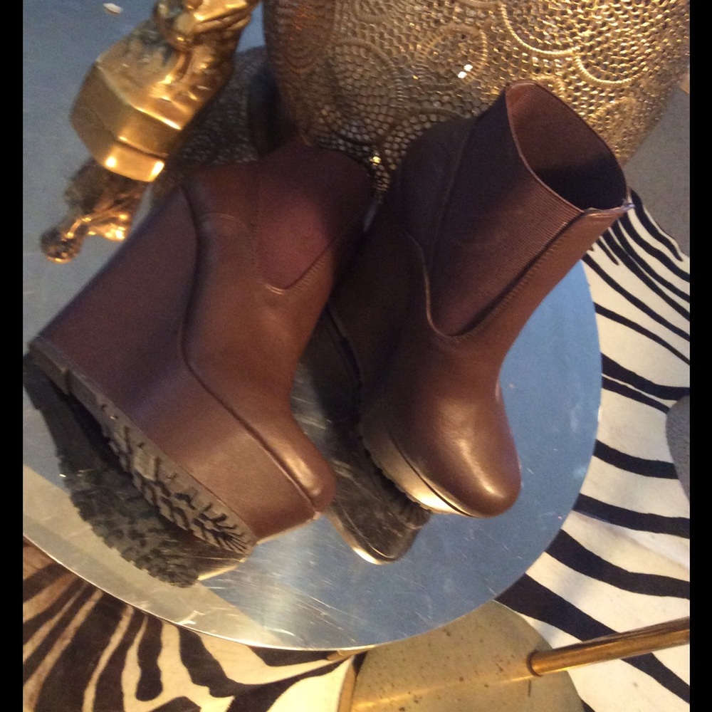 Bamboo Brown Wedges 