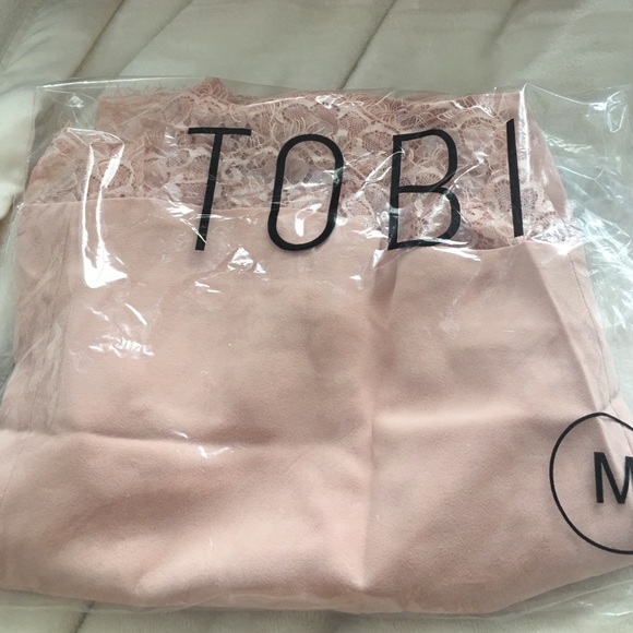 Ahead of the curve blush pencil skirt 🔥BRAND NEW - Picture 4 of 5