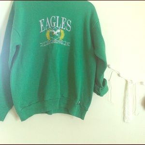 Vintage green Philadelphia crew neck.