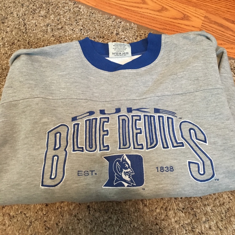 Duke Blue Devils sweater Large