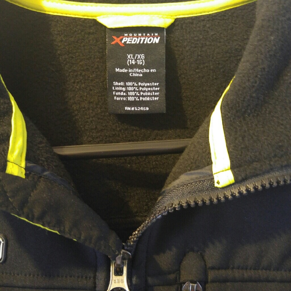 Wind resistance jacket