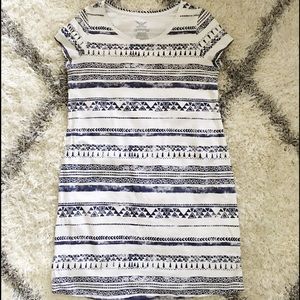 Cute tribal print dress perfect for summer!