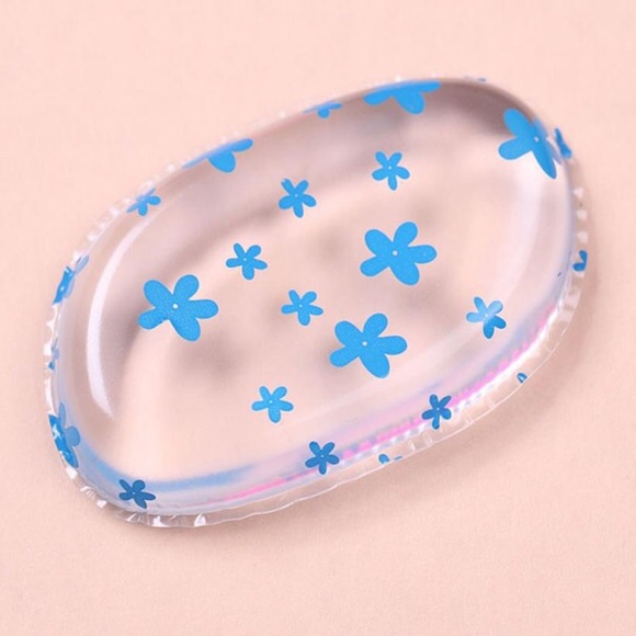 Other - Silisponge makeup blender