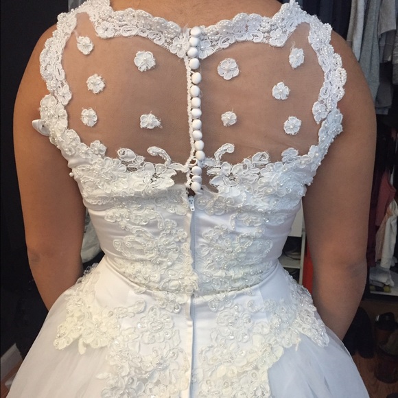 ✨WEDDING DRESS. PLEASE MAKE ANY OFFER✨ - Picture 2 of 8