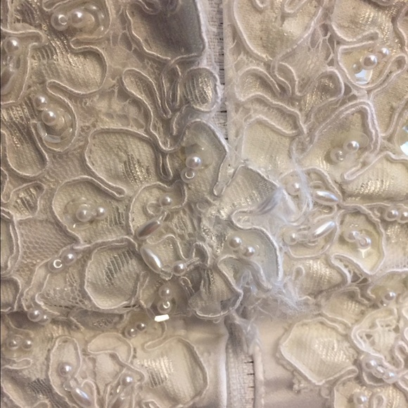 ✨WEDDING DRESS. PLEASE MAKE ANY OFFER✨ - Picture 6 of 8