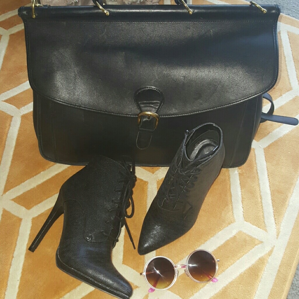 Textured black lace up bootie