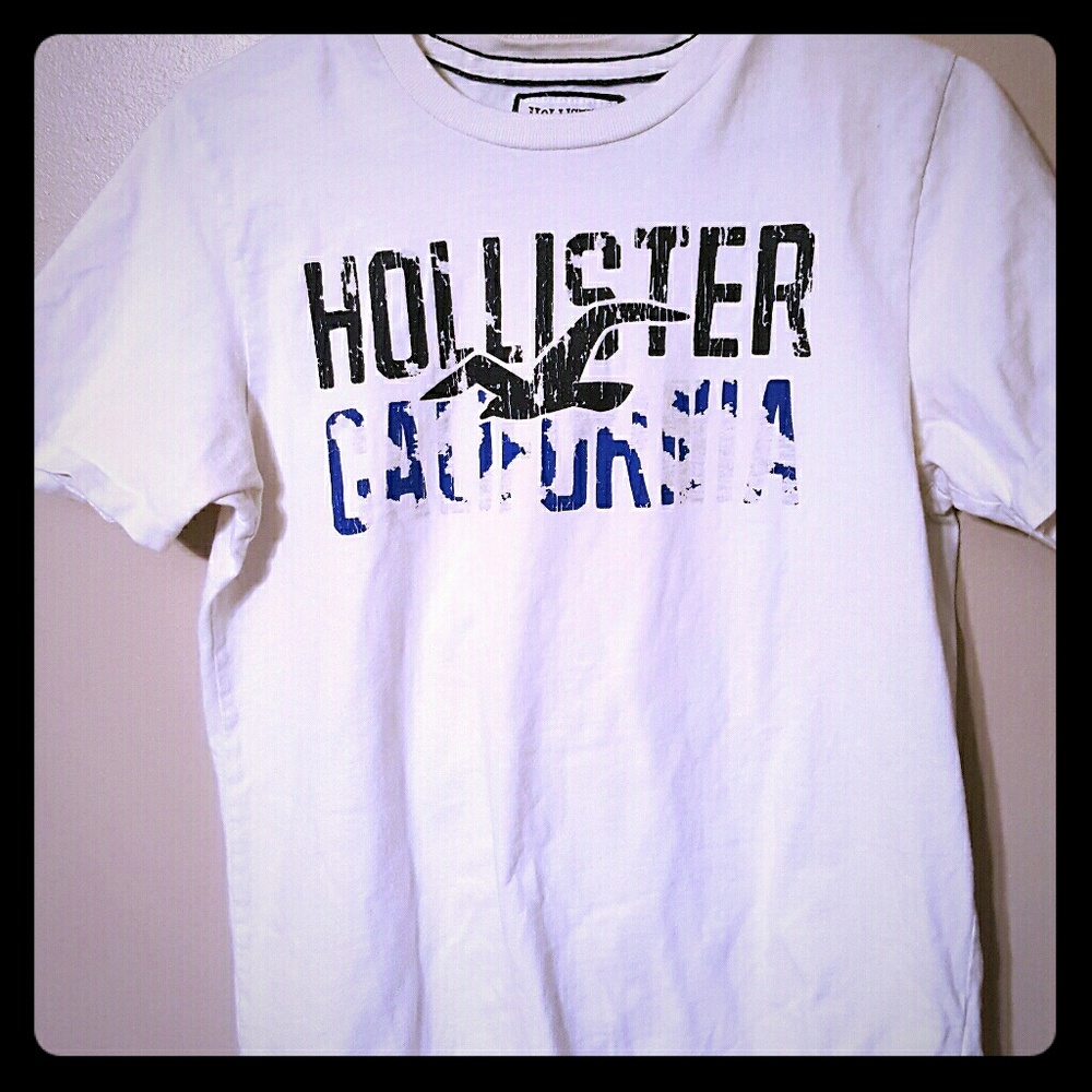 Hollister T