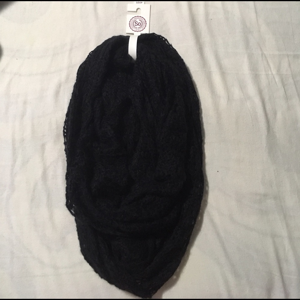 Black Infinity Scarf