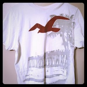 Hollister T-shirt
