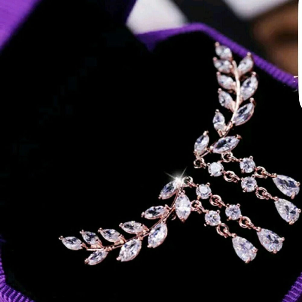 ♥Gorgeous Crystal Dangle Ear Climbers♥ - Picture 3 of 6