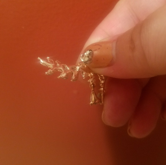 ♥Gorgeous Crystal Dangle Ear Climbers♥ - Picture 6 of 6