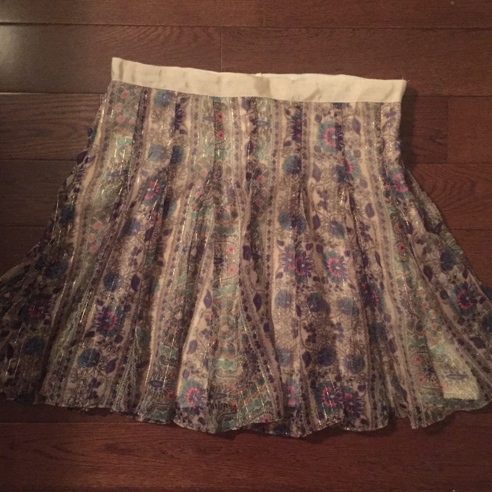 NWT Adorable printed skirt from American eagle
