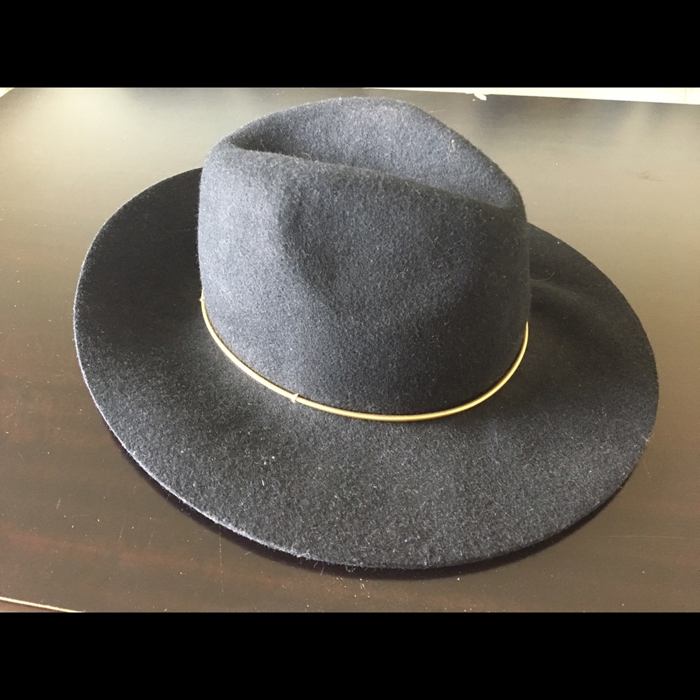 Black hat