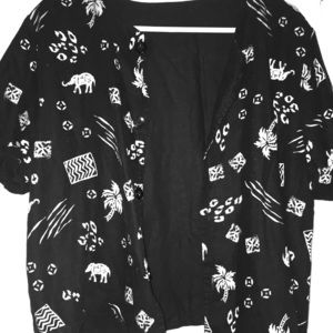 Reverse-able Safari button up