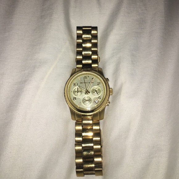Authentic GOLD MICHAEL KORS WATCH - Picture 2 of 3