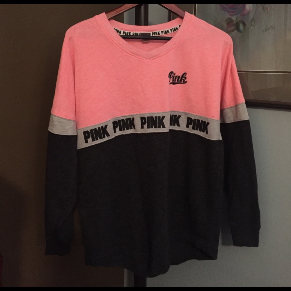 PINK Victoria's Secret  V-neck Pullover